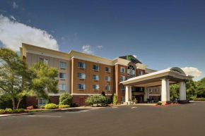  Holiday Inn Express Hotel & Suites Middleboro Raynham, an IHG Hotel  Мидлборо